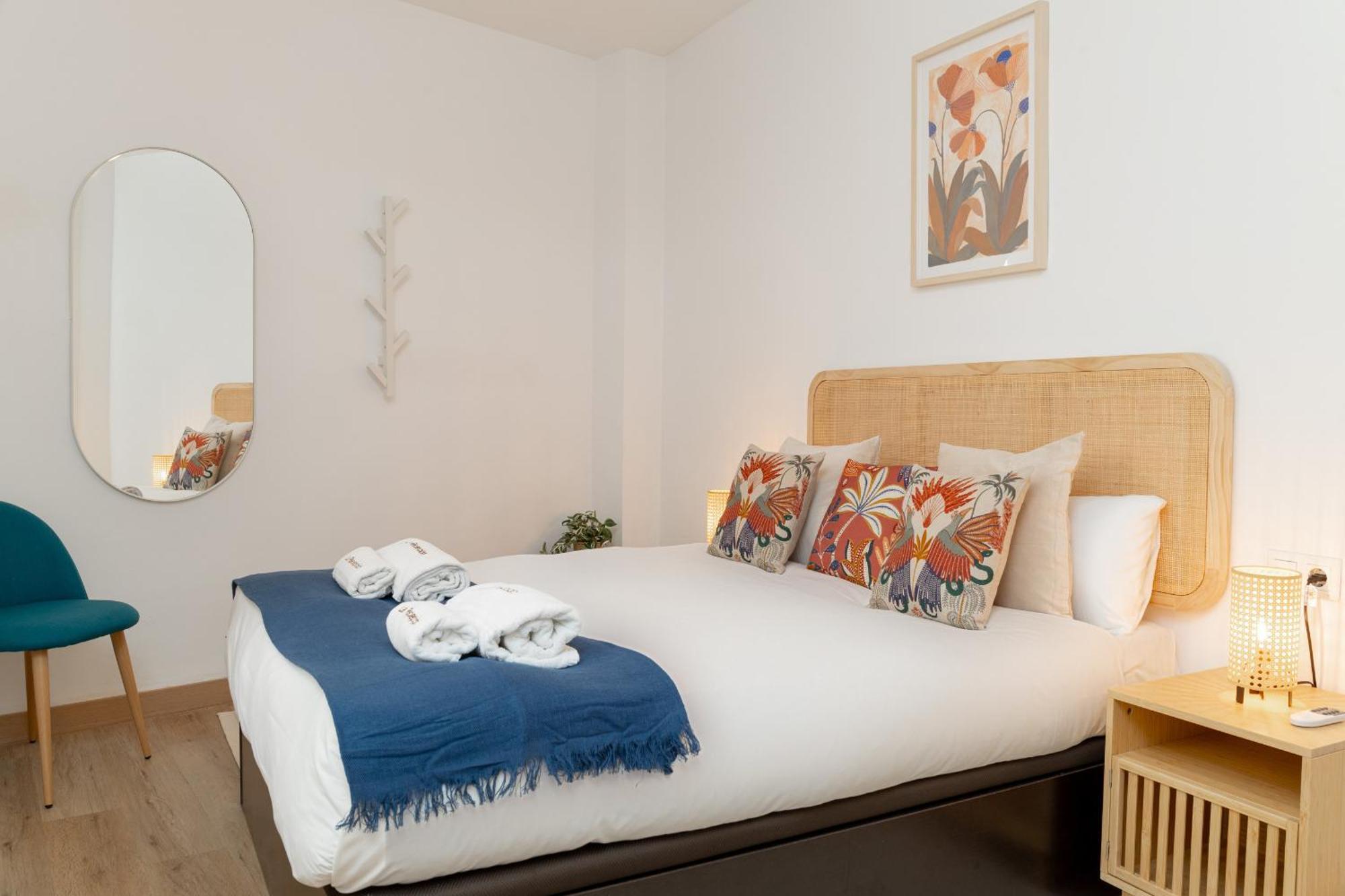 C21 Trendy 2 Bdr & Parking Downtown Apartment มาลากา ภายนอก รูปภาพ