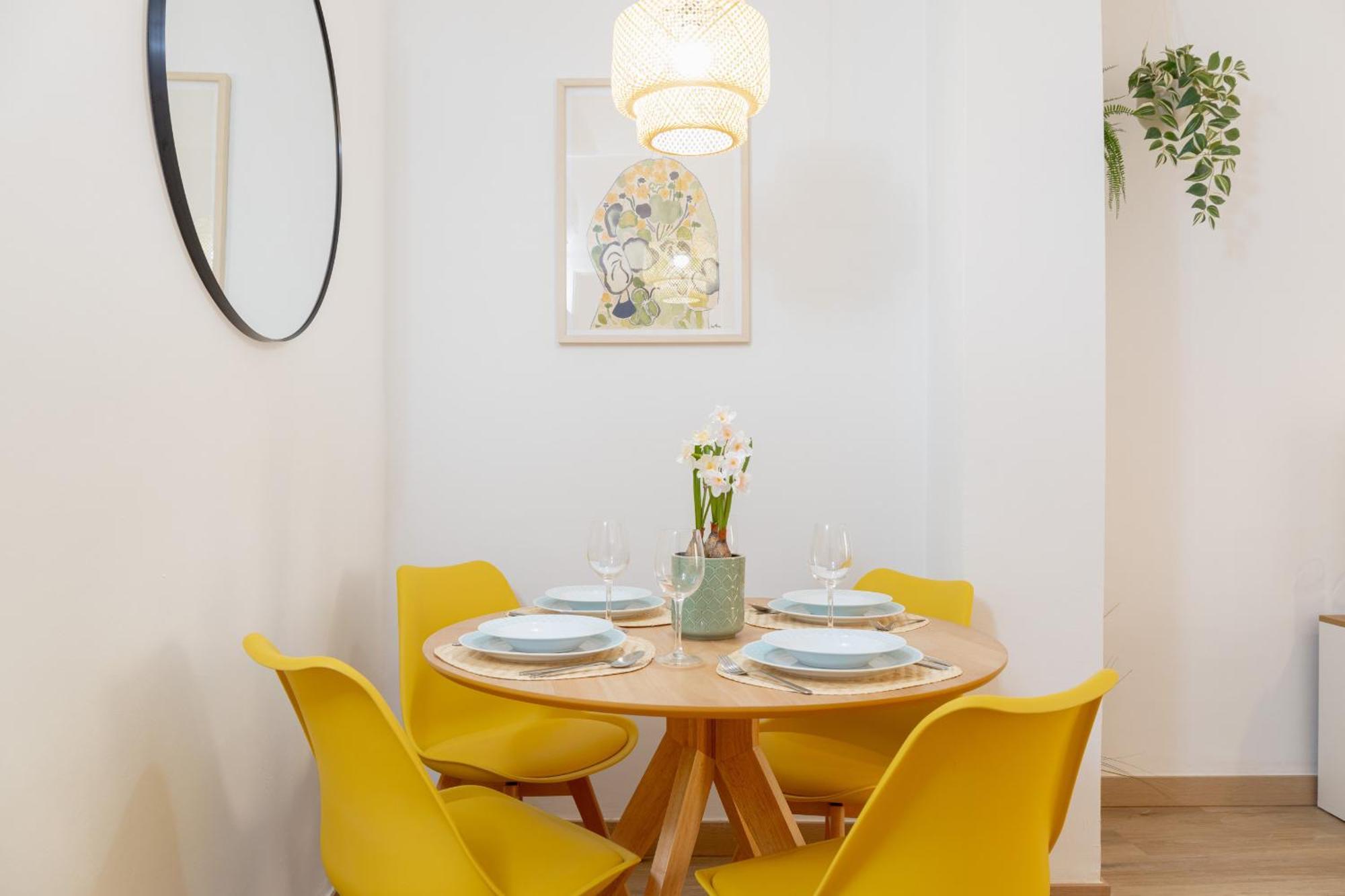 C21 Trendy 2 Bdr & Parking Downtown Apartment มาลากา ภายนอก รูปภาพ